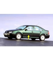 VW Bora 1999-2005 Sol Ön Kapı Çıtası Siyah Plastik 1J4853515F