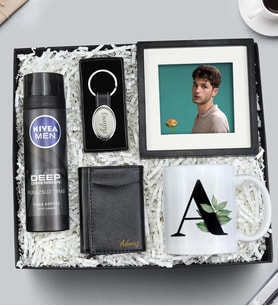 Nivea Tıraş Köpüğü & Kupa & Mekanizmalı Kartlık & Anahtarlık & Çerçeve Hediye Seti