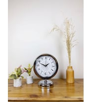 Krom Metal Çini Desen Masa Saati 25×20 Cm