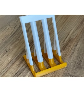 Telefon Standı – 45° Masa Görünümü, Vida Gerektirmez