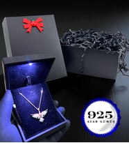 925 Ayar Işıklı Kutusunda Zümrüdü Anka Kuşu Kolye - 925 Gümüş Kolye Siyah Hediye Kutusunda