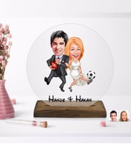 BK Gift Kişiye Özel Sevgililer Karikatürlü Yuvarlak Ahşap Standlı Biblo-15