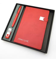 Signator® Codex  N340 Kişiye Özel Defterli Set - İsme Özel Kırmızı Kalem + İsme Özel Kırmızı Defter + İsme Özel 32 GB Usb Bellek  İsme Özel Kutusunda Hediyelik Set (Karışık)