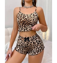 Kadın Leopar Desenli Askılı Şortlu Pijama Takımı 5239