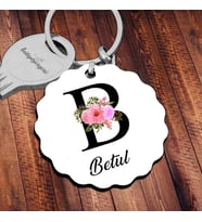 Kişiye Özel B Harfi Temalı Çiçekli Tasarım HDF Dalgalı Anahtarlık (Beyaz)