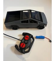 Uzaktan Kumandalı Şarjlı Tesla Cybertruck Siyah Renk 25 Cm