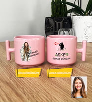 Kişiye Özel Karikatürlü Kadın Asker Pastel T Kupa Asker Sevgiliye Doğum Günü Hediyesi (Pembe)