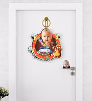BK Gift Kişiye Özel Bebek Doğum Günü Karikatürlü Çocuk Odası Ahşap Kapı Süsü-1