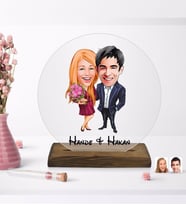 BK Gift Kişiye Özel Sevgililer Karikatürlü Yuvarlak Ahşap Standlı Biblo-94