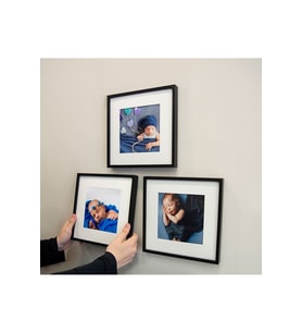 Yapışkanlı Sök-tak Paspartulu Siyah 21x21cm Fotoğraf Çerçevesi