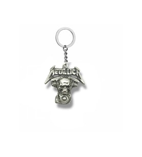 Metallica Temalı Gümüş Renk Unisex Metal Anahtarlık – Rock ve Metal Aksesuar