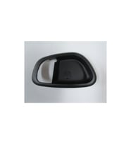 HYUNDAI I10- 08/11; ÖN KAPI İÇ AÇMA KOLU ÇERÇEVESİ SAĞ SİYAH 82621-0X0004X 608-3011A
