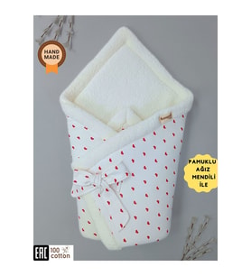 KIŞLIK BEBEK BATTANİYESİ KUNDAĞI KALP DESENLİ İÇ KISMI POLARLI HASTANE ÇIKIŞI YENİDOĞAN ÖRTÜ KND45501