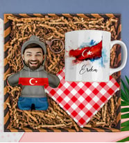 eJOYA Kişiye Özel Kupa & Bardak Altlığı & Fotoğraflı Peluş Anahtarlık Hediye Kutusu 112861