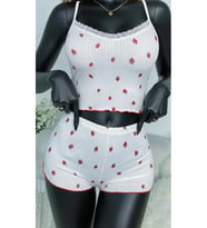 Kadın Beyaz Çilek Desenli Dantelli Pijama Takımı - Dantel Detaylı Ribanalı Şortlu Takım - 3798