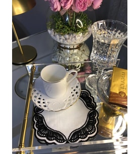 Majestik Siyah Dalgalı Nakış Peçete – 2'li Set 15x15cm Premium Kokteyl Sunum Peçetesi
