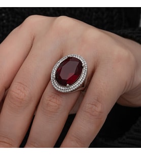 Kırmızı Oval Taşlı 925 Ayar Gümüş Kadın Yüzük