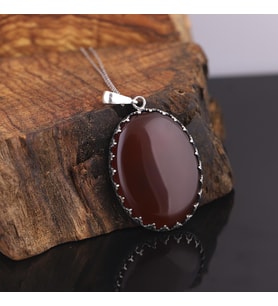 Kırmızı Akik Büyük Taşlı Gümüş Kolye 40-30 mm