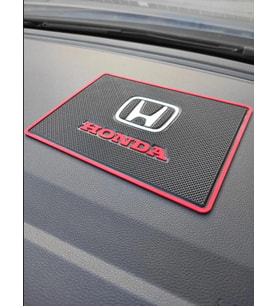 HONDA  Logolu Kaymaz Torpido Üstü Ped 20x13.5 cm (Çok Renkli)