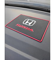 HONDA  Logolu Kaymaz Torpido Üstü Ped 20x13.5 cm (Çok Renkli)