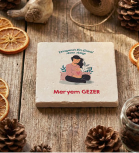 Kişiye Özel Hamile Anne Adayına Bardak Altlığı Anneler Günü Hediyesi (Krem)