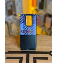 Redmi 9 Uyumlu Piksel Desenli ve Deri Detaylı Premium Stil Kılıf (Siyah)