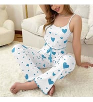 Kalp Desenli Pijama & Uyku Takımı – Rahat & Şık W2011