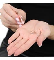 Sıralı Zirkon Taşlı Rose Renk Tam Tur 925 Ayar Gümüş Kadın Küpe