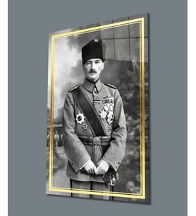 Atatürk Üniformalı Siyah Beyaz Cam Tablo Hediyelik Büyük Tablo Ev Ofis Dekoru