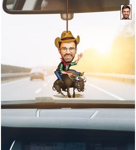 Kişiye Özel Karikatürlü Rodeo Temalı Ahşap Araba Dikiz Ayna Süsü