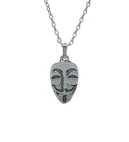 V For Vendetta Erkek Kadın Kolye Antik Gümüş Kaplama - 60 cm Düz Zincir