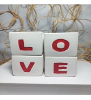 LOVE Yazılı 4'lü Dekoratif Mumluk Set (Kırmızı-Beyaz)