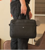 Crush Hakiki Deri Kişiye Özel İsim Baskılı Macbook Uyumlu Laptop, Evrak Çantası