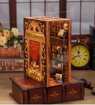 CUTEBEE Book Nook Sihirli Kütüphane Kiti – DIY oyuncak bebek evleri minyatür ev kiti, mobilya ve LED ışıklı, 3D yapboz ahşap kitap destekleri, yetişkinler için yapı setleri (Eternal Bookstore)