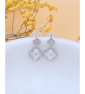 Çift Yoncalı Şans Silver Renk Küpe