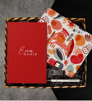 eJOYA Kişiye Özel Defter & Kalem & Mousepad & Usb Bellek Hediye Kutusu 112957