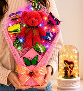 Renkli LED Işıklı Büyük Boy Peluş Ayıcık Buketi ve LED Işıklı Oturan Çift Biblolu Fanus Sevgiliye Hediye
