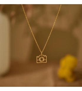Kişiye Özel 925 Ayar Gümüş Minimal Fotoğraf Makinesi Kolye (Gold)