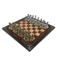 GiftHome Premium Battal Boy Metal İŞLEMELİ KLASİK Satranç Takımı  ve El Yapımı Düz Masif Ahşap Satranç Tahtası