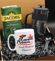 Anneler Gününe Özel Mesajlı Kupa & French Press & 250 Gram Jacobs Filtre Kahve Hediye Seti