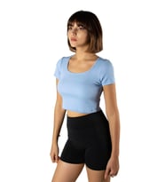 Kadın Mavi Havuz Yaka Fitted/vücuda Oturan Kısa Kol Crop Tişört 23K-TRP-CRP04