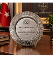Metal Plaket Tabak Kurumlar İçin Terfi Takdir Tebrik Hediyesi Kalp Desenli Kurumsal Gold/Gümüş Renk 25 CM