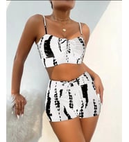 Kadın Büzgü Detay Askılı Crop Mini Tayt Ikili Takım