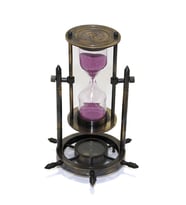 Dekoratif Pusulalı Pirinç Kum Saati 15cm*11cm