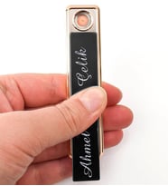 Kişiye Özel Gold Rose Detaylı Siyah USB Şarjlı Elektronik Çakmak