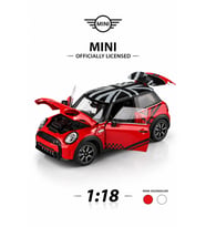 BMW Lisanslı 1/18 Ölçek Mini Cooper S Metal Oyuncak Araba - Amortisörlü ve Detaylı İç Tasarım