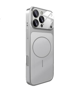 ?Phone 16 Pro Max ile Uyumlu 17 Pro Max G�r�n�ml� Magsafe Destekli Kablosuz ?arj �zellikli Kamera Lens Korumal? ??k Metal G�r�n�ml� Telefon K?l?f?
