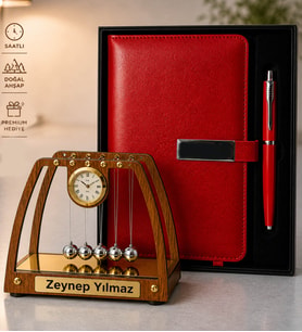 Kişiye İsme Özel Kırmızı Deri Ajanda & Roller Tükenmez Kalem & Newton Denge Topu