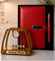 Kişiye İsme Özel Kırmızı Deri Ajanda & Roller Tükenmez Kalem & Newton Denge Topu