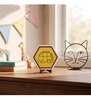 Özgün Tasarım Karavan Temalı Masaüstü Süsü Çalışma Alanlarınız İçin Modern ve Şık Bir Görünüm Sunan Parça 10x10 cm, Sarı